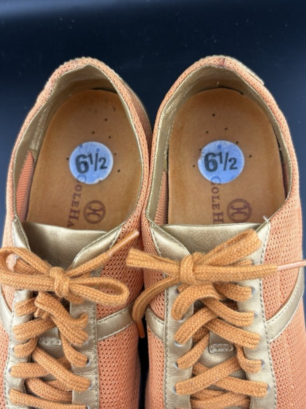 Women’s Cole Haan Size 6.5 NikeAir Comfort Orange & Gold Sneakers Shoes Lace Up - Picture 9 of 10